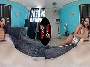 现场#4 视频: Busty Latina babe virtual reality porn