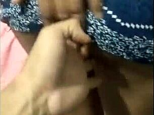 现场#2 视频: Two gorgeous amateurs in lingerie have a steamy th...