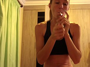 现场#1 视频: A hot blowjob with a happy ending on my face