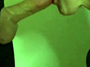 现场#4 视频: A big cock fucking my mouth until I swallow the se...