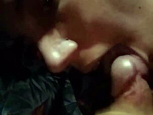 现场#20 视频: Backyard Lovemaking with Sex Toys The Amateur Coup...